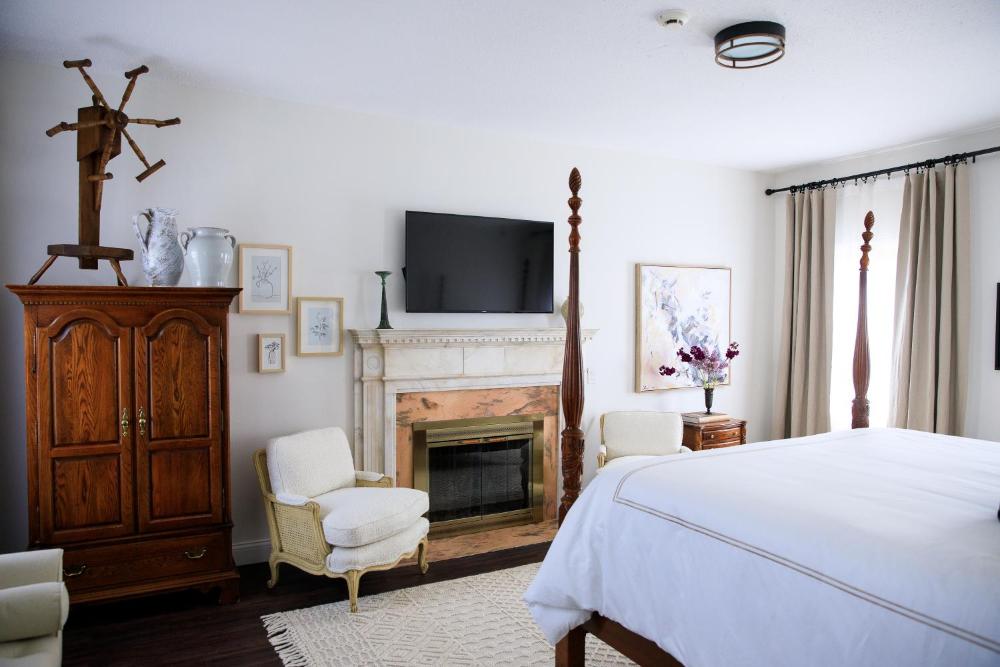Inn of Chagrin